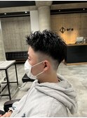 グラデーションツーブロック無しフェード短髪無造作アップバング
