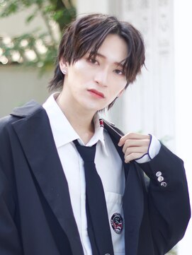 フリーラ 表参道(freera) メンズナチュラルセンターパートパーマ