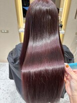 プアメリア 名古屋(Puamelia)&nbsp;縮毛矯正髪質改善切りっぱなしレイヤーイヤリングカラー白髪染め