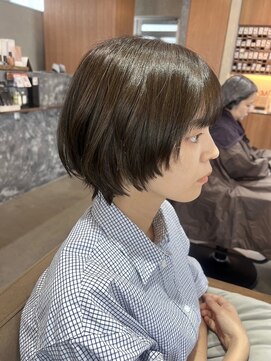 アルウ(Aru) ショートウルフ