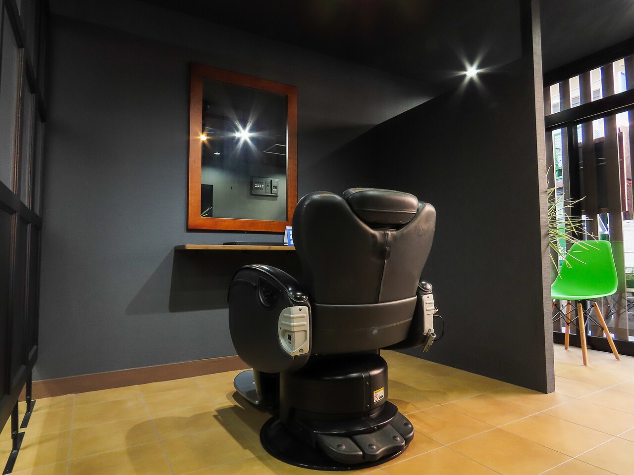 バーバーショップ ナナイロ(BARBER SHOP 716)｜ホットペッパービューティー