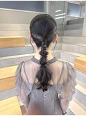 タイト編みおろしヘア