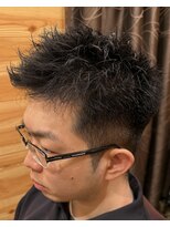 銀座マツナガ 神田店&nbsp;スパイキーショート刈り上げツーブロック黒髪