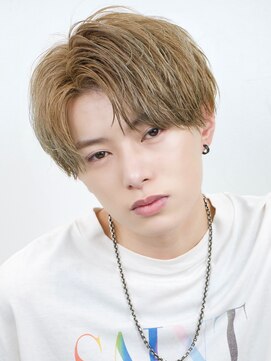 エイド 渋谷(aid) メンズ束感コンマバングミルクティーベージュ刈り上げツーブロ