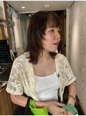 ミディアムレイヤー/レイヤーカットを/顔まわりレイヤー