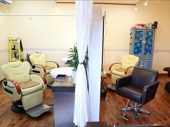 リーフ(REEF)の写真/【湘南台/長後】4席のみのゆったり過ごせるプライベートサロン♪周りを気にせずお悩みも相談しやすい◎