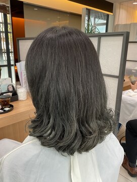 ヘアースタジオ ピース(Hair Studio PEACE) 毛先パーマ