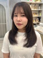 ポジ(poji)&nbsp;韓国風　前髪カット　艶髪　くびれ巻き　サイドバング