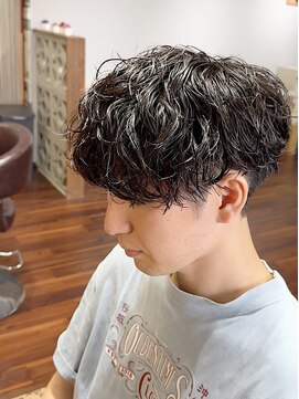 リ メイロ(Re.Meiro) シャドウパーマ【メンズ/パーマ/眉毛/沖縄市/美里】