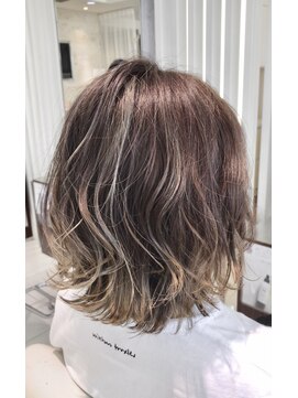 ルノン(LUNON) 【LUNON】大人可愛い　ふんわりセミディ