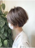 丸みショート＋ブルージュカラー30代40代【NAYUMI】