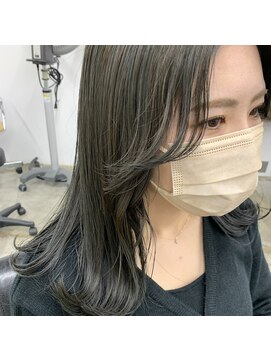 ヘアーアイストゥーレ(HAIR ICI TRE) highlight olive color