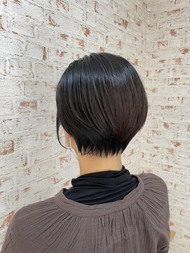レフアヘアーガーデン(Lehua Hair Garden) 前下がりショートボブ