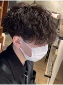 波巻きスパイラルパーマメンズマッシュツーブロックメンズパーマ