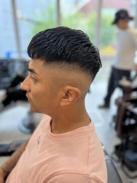 フランクスバーバーリザーブ 人形町店(FRANK’S BARBER RESERVE) クロップヘア　ｙ