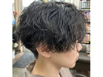 フラヴィアヘアー(Flavia Hair)の写真/流行りのツイストパーマや、乾かすだけでばっちりキマるカット！