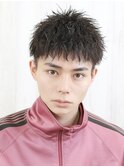 短髪ツイストスパイラル刈り上げショートダウンバング