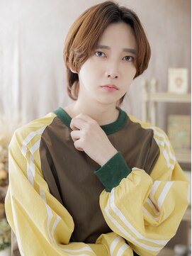 カバーヘア ブリス 志木南口駅前店(COVER HAIR bliss) センターパートウルフマッシュショートa志木10代20代30代