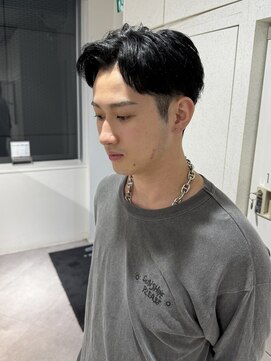 ユーフォリア 渋谷グランデ(Euphoria SHIBUYA GRANDE) メンズスタイル メンズカット センター分け 短髪