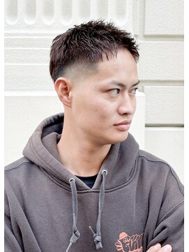 ダッド(DAD) [アップバング]