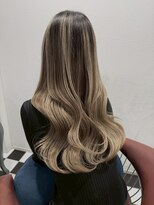 ナービス(NARVIS)&nbsp;ブリーチカラー/ホワイトブロンド/ロングレイヤー