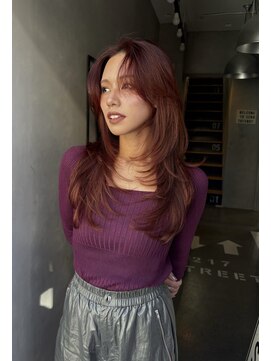 ジーナ(XENA) レイヤーカット　小顔に見せるヘア