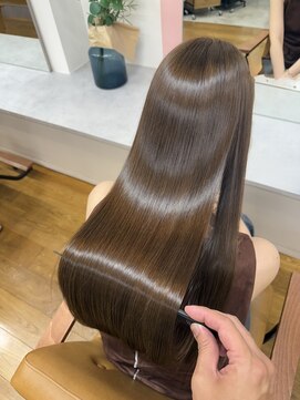 シルク バイ ルカ(SilQ by Luca) 今までにない手触り 高濃度水素トリートメントULTOWA