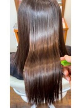 モデスト(modesto)の写真/潤いに満ちた艶サラ美髪へ◆ACC髪質改善×弱酸性縮毛矯正で髪への負担を抑え輝くような指通りを叶えます！