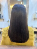 クオリア(QUALIA)&nbsp;色味も質感も整うナチュラルブラウン/髪質改善  柏