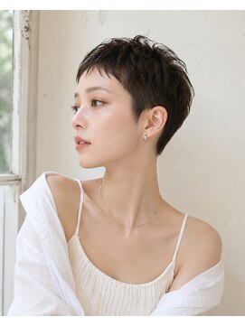 バグズ(Baguz) 大人美人ハンサムベリーショート小顔シルエット