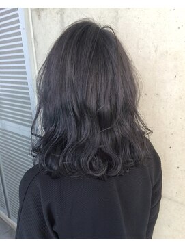 ガルボ ヘアー(garbo hair) garbo/グレージュ×ラフ波ウェーブ