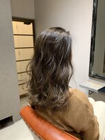 クルニエ(crenier)&nbsp;crenierで作るアッシュベージュのグラデーション●