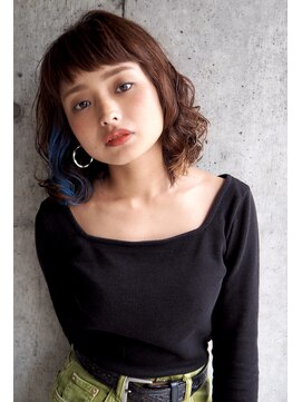 アムト(amt.) 【amt.】ワンレンボブ×ウェーブ×インナーブルー