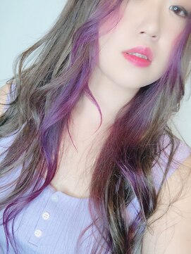 シーデン(C-den) 話題！大人気のフェイスフレーミング×イルミナ×インナーカラー