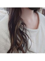 オルオル(OluOlu)&nbsp;ベージュのインナーカラーで大人女子♪〔八戸、田向〕