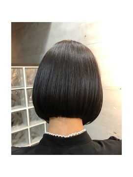 くじら美容室 コンパクトボブ