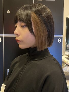 インク サカエ(inq sakae) インナーカラー/イヤリングカラー/イエロー/ボブ/インナーボブ