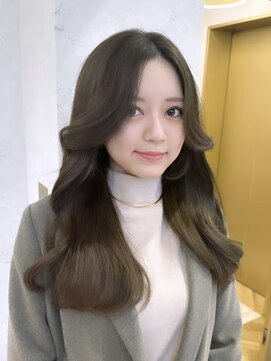 ロンドプランタン 恵比寿(Lond Printemps) オリーブベージュカラー 韓国風くびれレイヤーカット