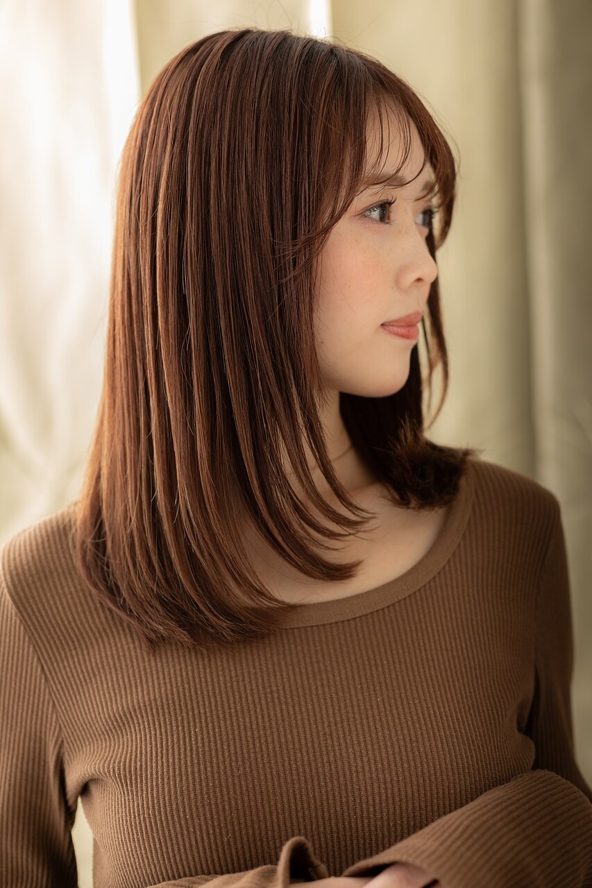 美髪エアーストレート前下がりレイヤーロングZ川口20代30代40代
