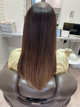 カミケンガレリア(kamiken. galleria) サラ艶美髪×髪質改善トリートメント【カミケンガレリア】