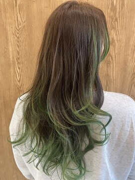 イー(E) ロング