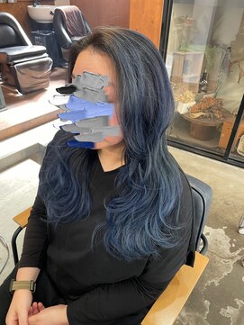 ヘアメイク デザート(HAIR MAKE DESART) 高盛優芽香【デザインカラー×ブルー】