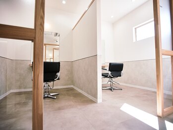 GLROW HAIR SALON 木更津ANNEX店【グロウ】