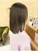 ◎オリーブグレージュ/ハイライト/寒色系カラー/長めボブ/ロブ