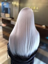 キラ(KIRA)&nbsp;ペールホワイト