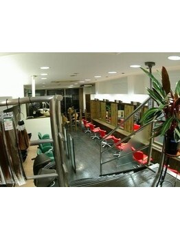 【石川台駅徒歩1分】かっこつけすぎずに決まるスタイルに☆定番からトレンドをおさえたものまでお任せ◎