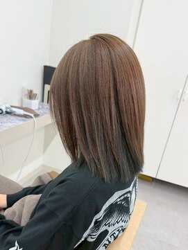 切りっぱなしミディアム/ブラウンカラー