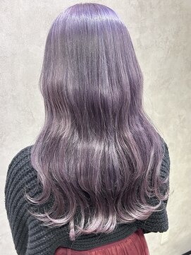 黒髪クラゲヘアーオリーブグレー小顔ココアベージュ