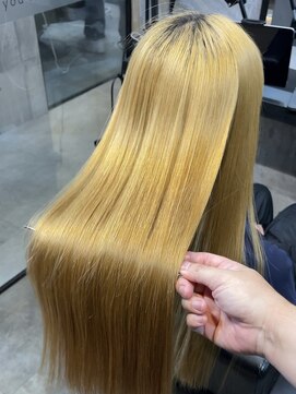 アンク(AnC) ブリーチ毛の髪質改善縮毛矯正