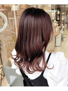 アッシュ 等々力店(Ash) 透明度抜群ピンクカラー